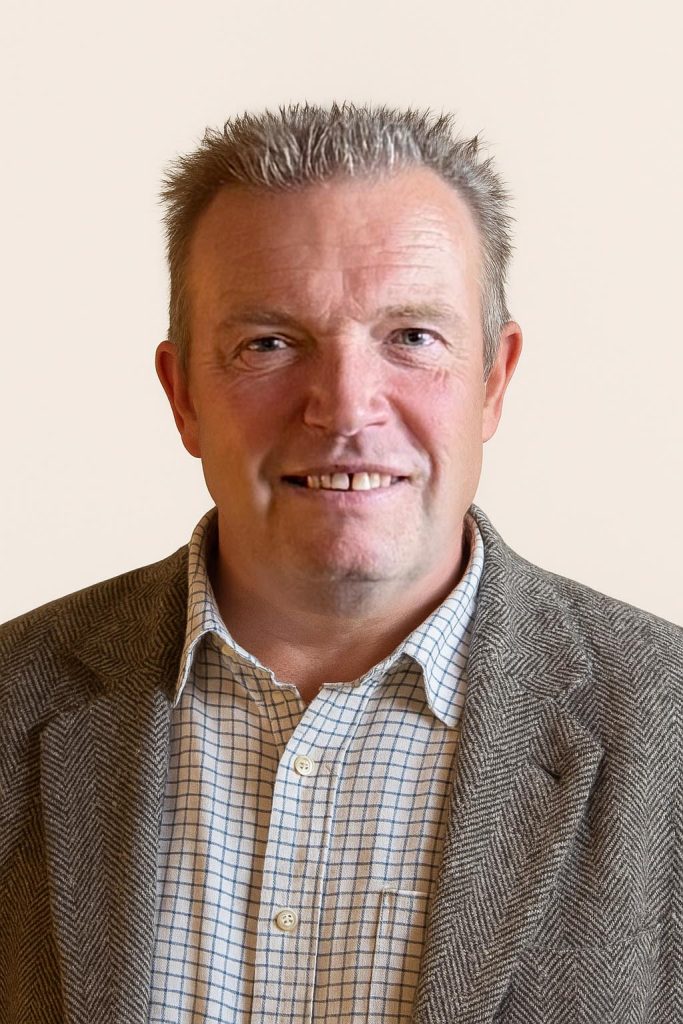 Godron Cartwright - Director